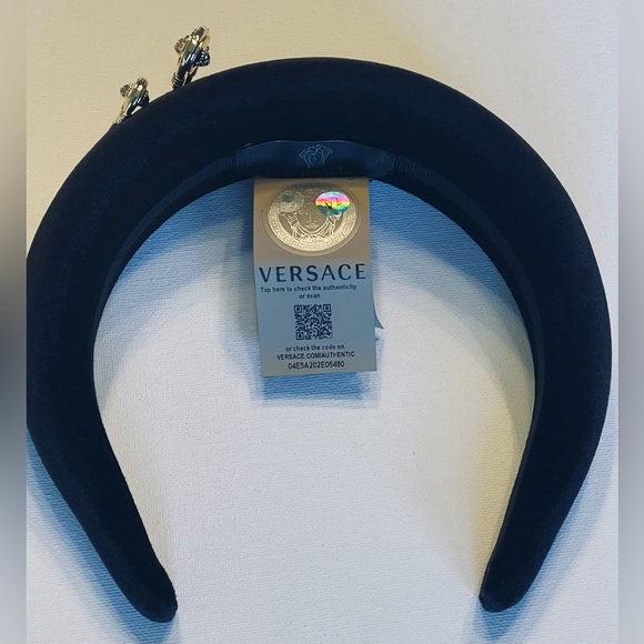 NWT VERSACE VELVET PADDED BLACK HEADBAND SIGNATURE GOLD MEDUSA HEAD SAFETY PINS - Picture 7 of 13